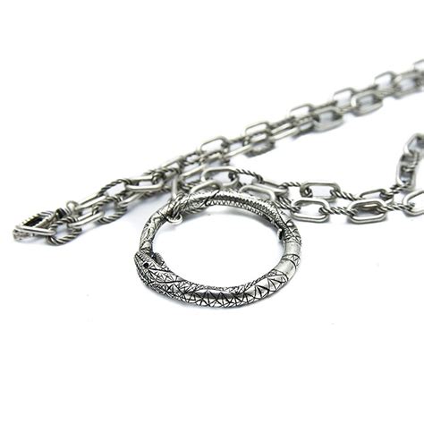 Gucci Ouroboros pendant necklace YBB52460200100U